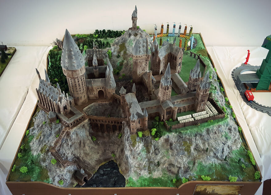 I Made An Entire Hogwarts Grounds Model From The Harry Potter Films I Made An Entire Hogwarts Grounds Model From The Harry Potter Films