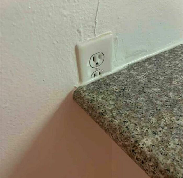 40 Awful Design Choices That Got Shamed On The ‘Please Hate These Things’ Page (New Pics) 40 Awful Design Choices That Got Shamed On The ‘Please Hate These Things’ Page (New Pics)