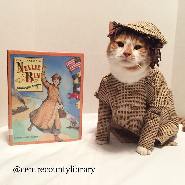 This Library Attracts The Public By Dressing Up One Librarian&#8217;s Cat As Literary And Movie Icons (100 Pics)