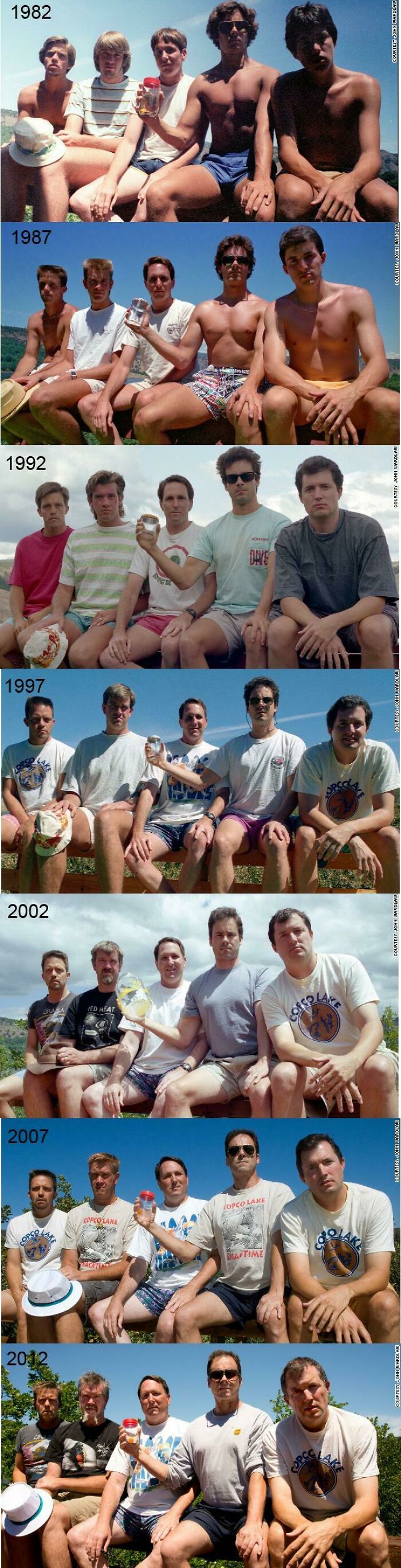 50 Funny And Spot-On Recreations Of Old Photos, As Shared In This Group 50 Funny And Spot-On Recreations Of Old Photos, As Shared In This Group