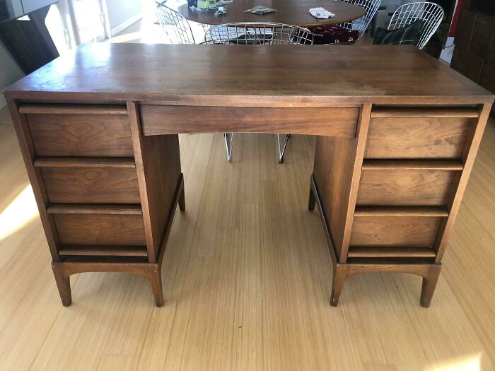 50 Times People Couldn’t Believe Their Luck While Dumpster Diving 50 Times People Couldn’t Believe Their Luck While Dumpster Diving