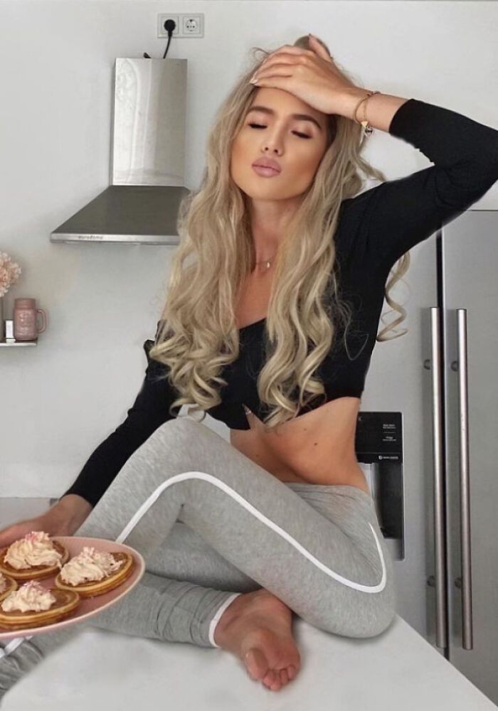 40 Times People Noticed Instagrammers Who Edited Their Pictures So Much, They Exposed Them Online (New Pics) 40 Times People Noticed Instagrammers Who Edited Their Pictures So Much, They Exposed Them Online (New Pics)