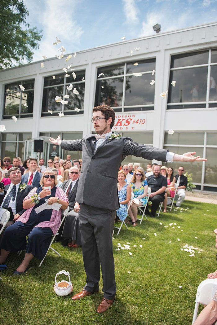 50 Of The Funniest Moments From Weddings That Made Them Even More Special 50 Of The Funniest Moments From Weddings That Made Them Even More Special