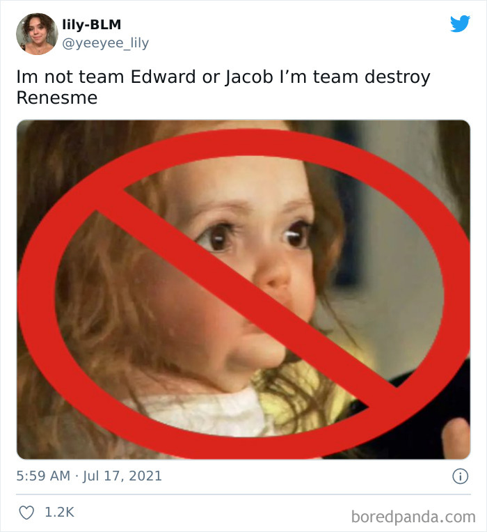 People Are Re-Watching The ‘Twilight Saga’ And Realizing How Crazy It Was, Here’re 40 Hilarious Memes About It People Are Re-Watching The ‘Twilight Saga’ And Realizing How Crazy It Was, Here’re 40 Hilarious Memes About It