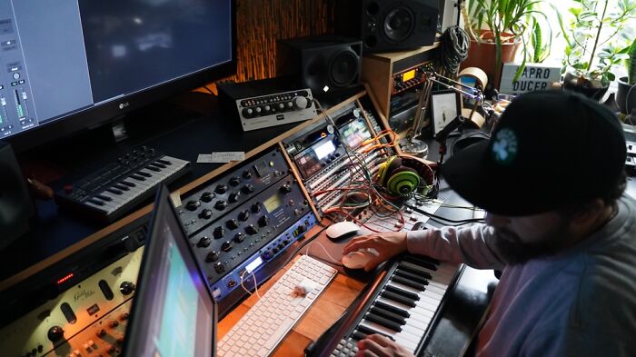 Hey Producer Pandas, Show Us Your Work Space (Closed)