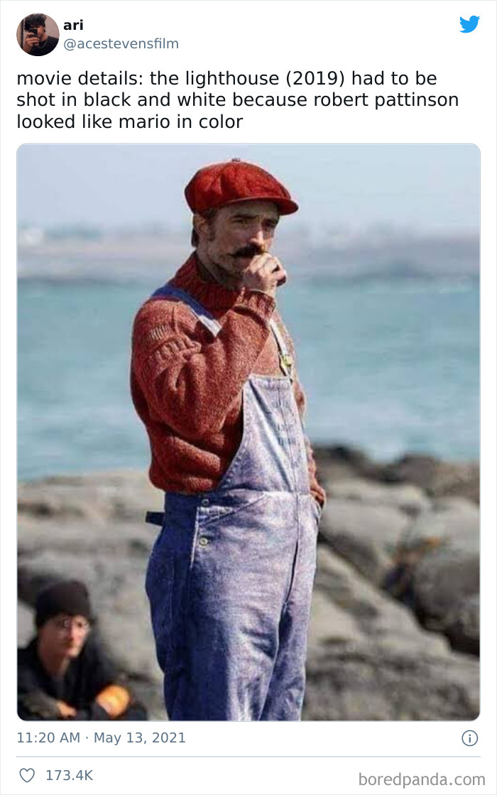 40 Hilariously Bad Movie Details That People Have Shared On This Page (New Pics) 40 Hilariously Bad Movie Details That People Have Shared On This Page (New Pics)