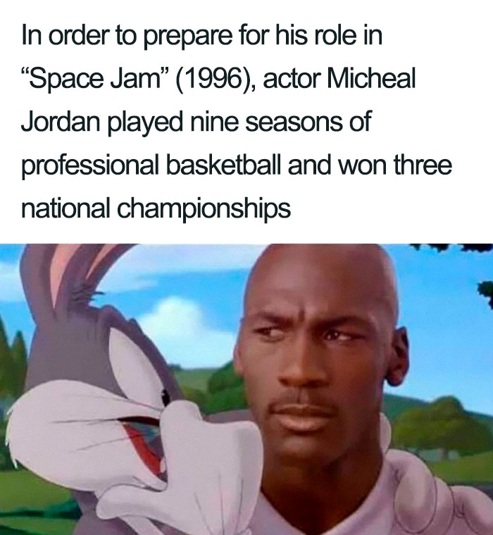 40 Hilariously Bad Movie Details That People Have Shared On This Page (New Pics) 40 Hilariously Bad Movie Details That People Have Shared On This Page (New Pics)