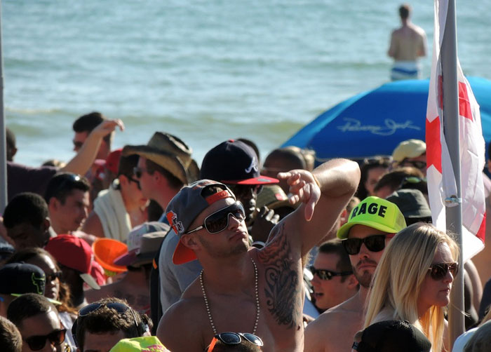 29 People Share How They Can Tell If A Tourist Is American 29 People Share How They Can Tell If A Tourist Is American