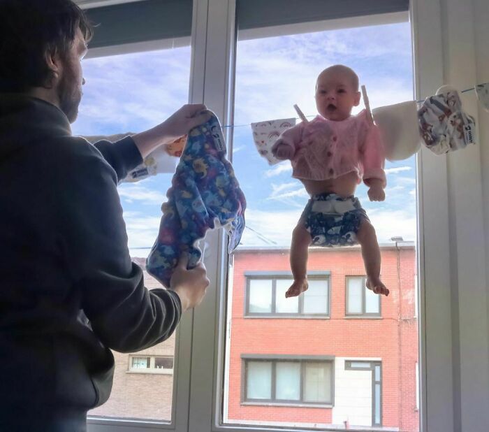 Dad Sends His GF These Pics Whenever She Asks If Their Babies Are OK While He’s Watching Them (30 New Pics) Dad Sends His GF These Pics Whenever She Asks If Their Babies Are OK While He’s Watching Them (30 New Pics)