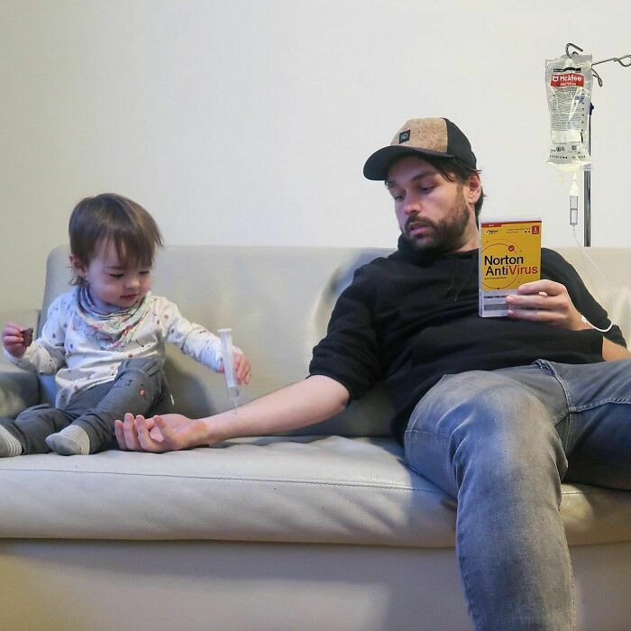 Dad Sends His GF These Pics Whenever She Asks If Their Babies Are OK While He’s Watching Them (30 New Pics) Dad Sends His GF These Pics Whenever She Asks If Their Babies Are OK While He’s Watching Them (30 New Pics)