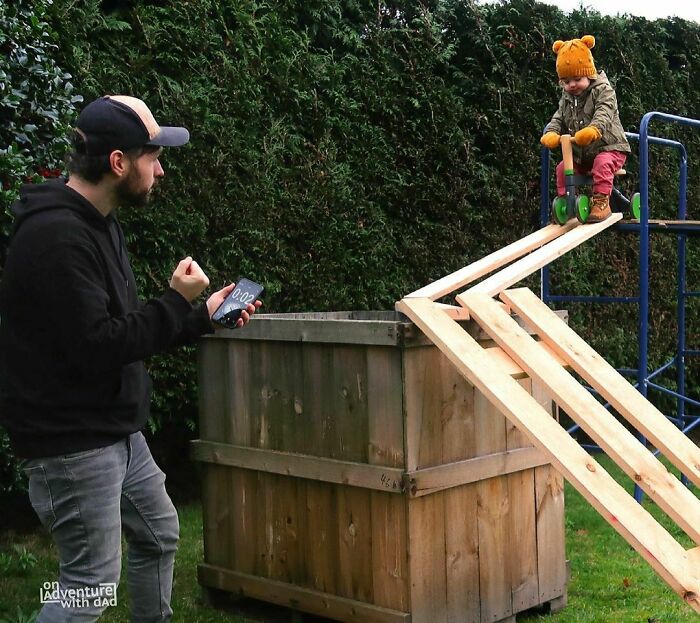 Dad Sends His GF These Pics Whenever She Asks If Their Babies Are OK While He’s Watching Them (30 New Pics) Dad Sends His GF These Pics Whenever She Asks If Their Babies Are OK While He’s Watching Them (30 New Pics)