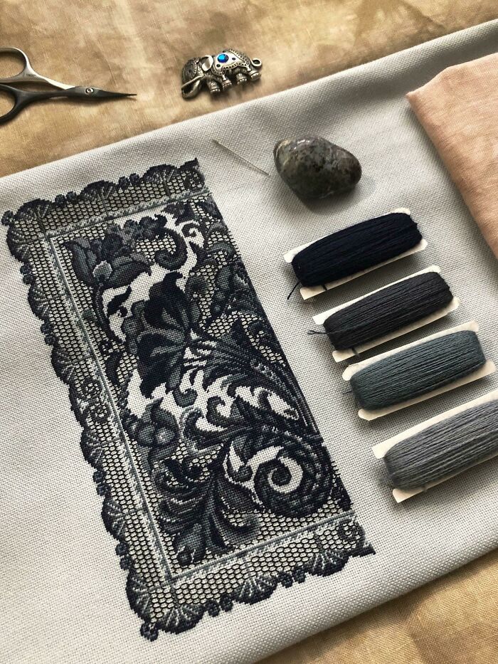 50 Times People Who Do Not Believe Cross-Stitching To Be A Boring Hobby Made These Incredible Things 50 Times People Who Do Not Believe Cross-Stitching To Be A Boring Hobby Made These Incredible Things