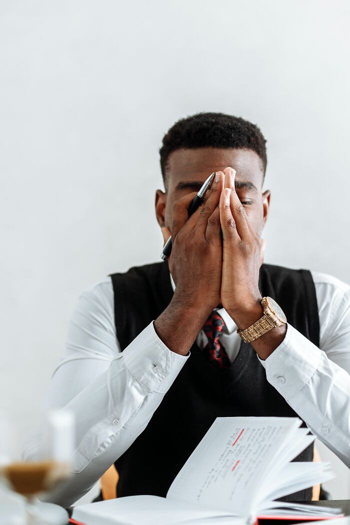 Person Starts A Thread Asking If He’s Missing Something About Young People Having So Much Money, And People Delivered Their Answers Person Starts A Thread Asking If He’s Missing Something About Young People Having So Much Money, And People Delivered Their Answers