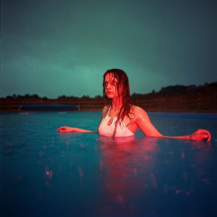 Photographer Uses An Analog Camera To Capture Eerie And Surreal Photos Of People (30 Pics)