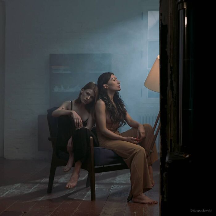 Photographer Uses An Analog Camera To Capture Eerie And Surreal Photos Of People (30 Pics)