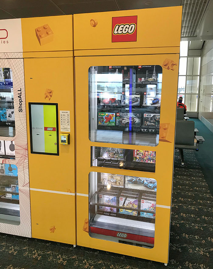50 Of The Coolest And Most Bizarre Vending Machines Spotted Around The World 50 Of The Coolest And Most Bizarre Vending Machines Spotted Around The World