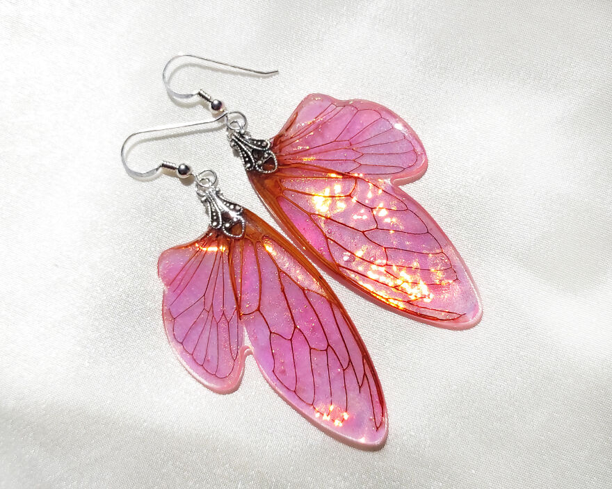 I Create Magical Pieces With Real Insect Wings To Give Them New Life