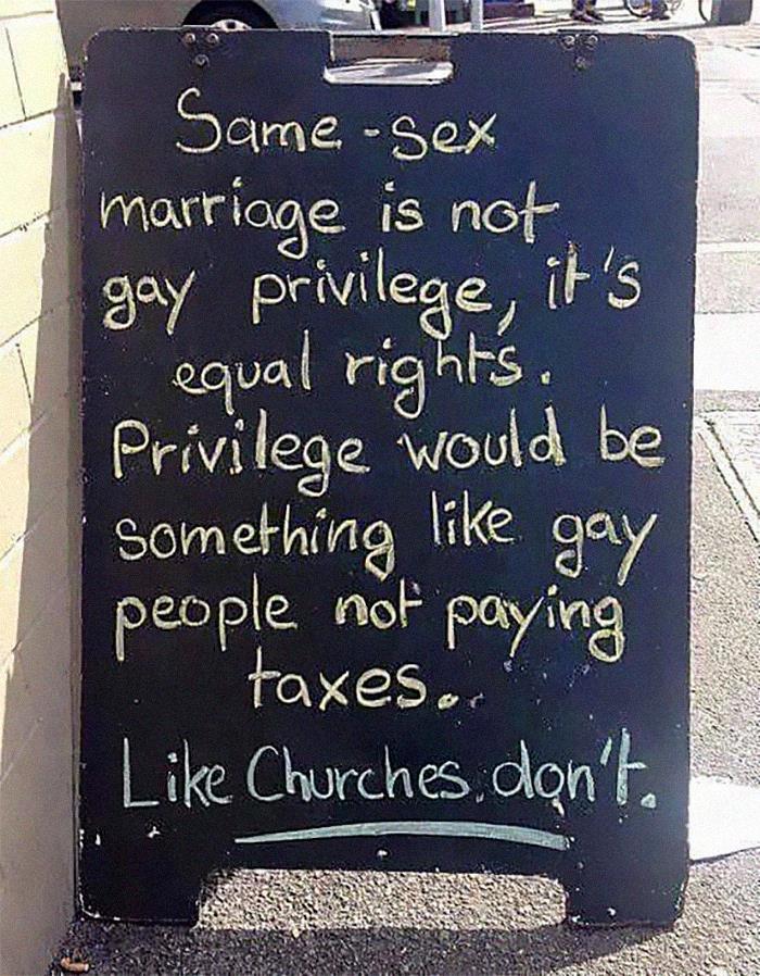 50 Times Homophobes Spread Their Hate Online And Were Shut Down By These Epic Comebacks (New Pics)