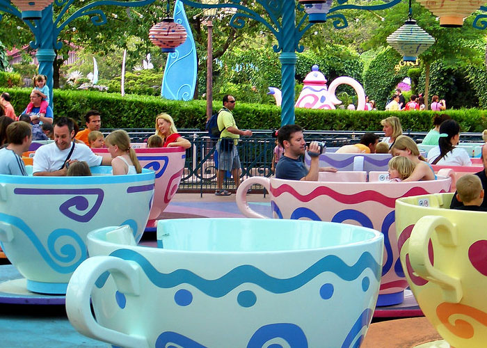 30 Of The Spiciest Work Secrets Shared By Former Disney Theme Park Employees 30 Of The Spiciest Work Secrets Shared By Former Disney Theme Park Employees