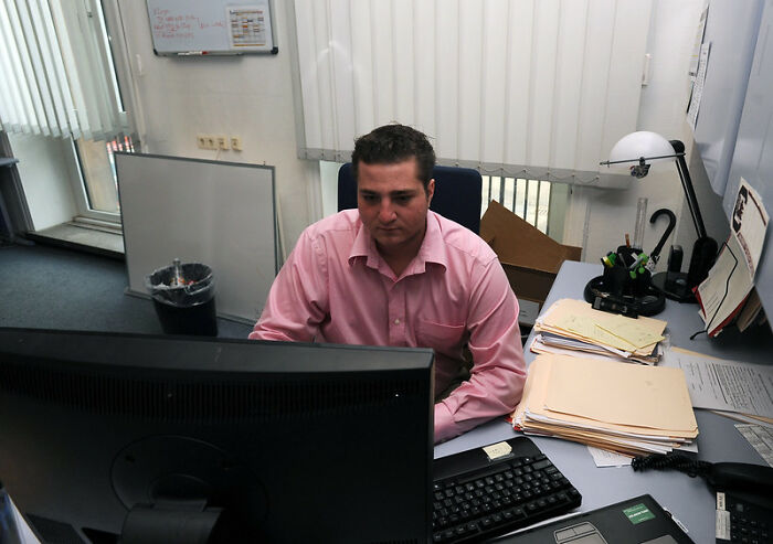 20 Useful Tips For People Looking For A New Job, As Shared By This Career Coach Online