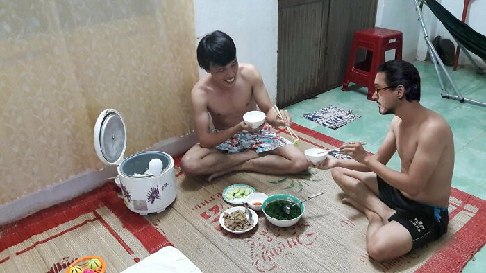 Guy Creates Funny And Silly Edits Of Him Hanging Out With Celebrities (78 Pics) Guy Creates Funny And Silly Edits Of Him Hanging Out With Celebrities (78 Pics)