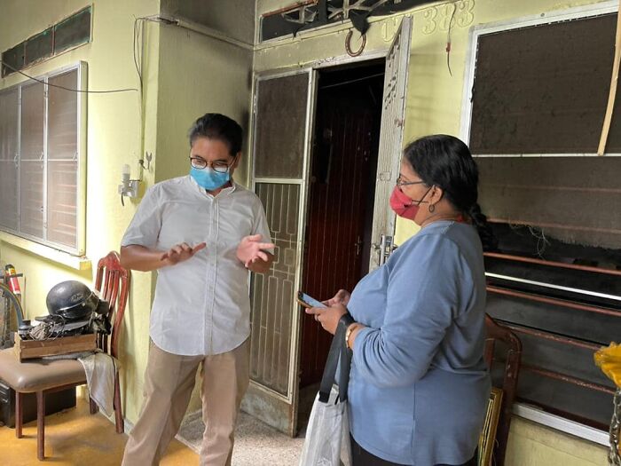 This Family Of Five Got Saved By A Dog Who Woke Them Up During A Fire This Family Of Five Got Saved By A Dog Who Woke Them Up During A Fire