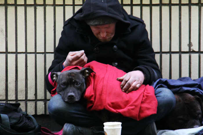 People Who Have Experienced Poverty Share What Most People Don’t Understand About Being Poor (34 Answers) People Who Have Experienced Poverty Share What Most People Don’t Understand About Being Poor (34 Answers)