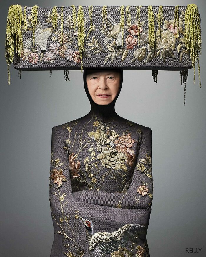 78 Silly And Humorous Edits This Artist Created Of Queen Elizabeth 78 Silly And Humorous Edits This Artist Created Of Queen Elizabeth