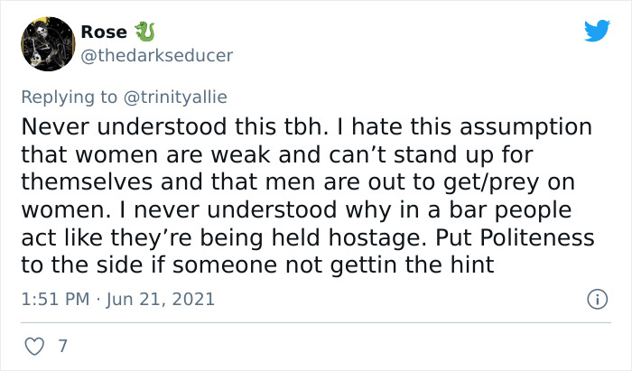 Hero Bartender Goes Viral For Giving A Fake Receipt With A Note To Two Girls Being Harassed By A Creepo Hero Bartender Goes Viral For Giving A Fake Receipt With A Note To Two Girls Being Harassed By A Creepo