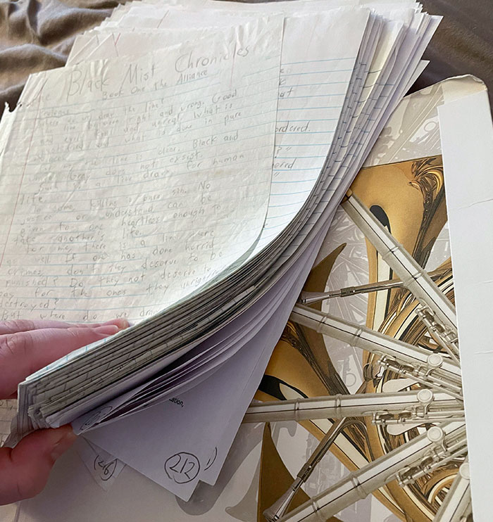 50 Times People Found The Most Unexpected Things (New Pics) 50 Times People Found The Most Unexpected Things (New Pics)