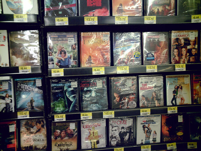 30 Business Decisions That Ended Up Hurting Companies, As Shared In This Online Group