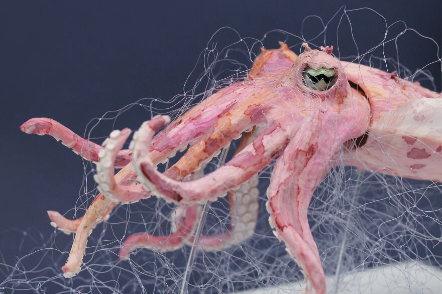 I’ve Created These Animal Sculptures To Show The Consequences Of Ocean Pollution I’ve Created These Animal Sculptures To Show The Consequences Of Ocean Pollution