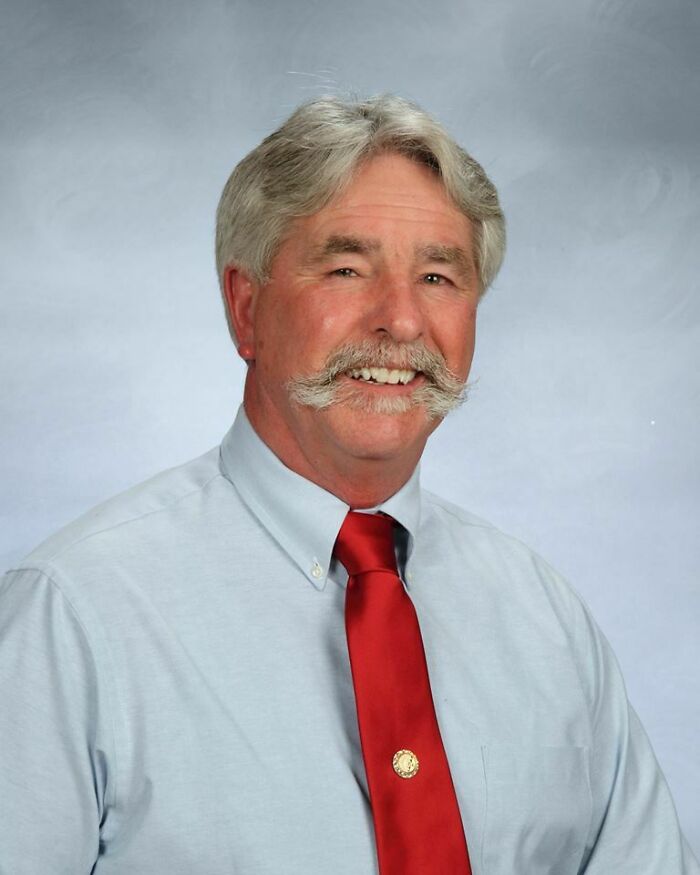 30 Times Men Decided To Try Out The Double Mustache Beard Trend And Got Ridiculous Results 30 Times Men Decided To Try Out The Double Mustache Beard Trend And Got Ridiculous Results