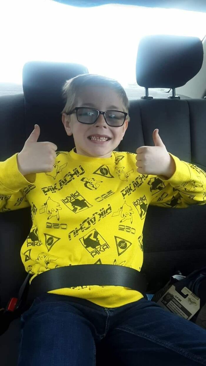 Selfless Boy Sells His Pokemon Cards Just To Save His Beloved Puppy Friend Selfless Boy Sells His Pokemon Cards Just To Save His Beloved Puppy Friend