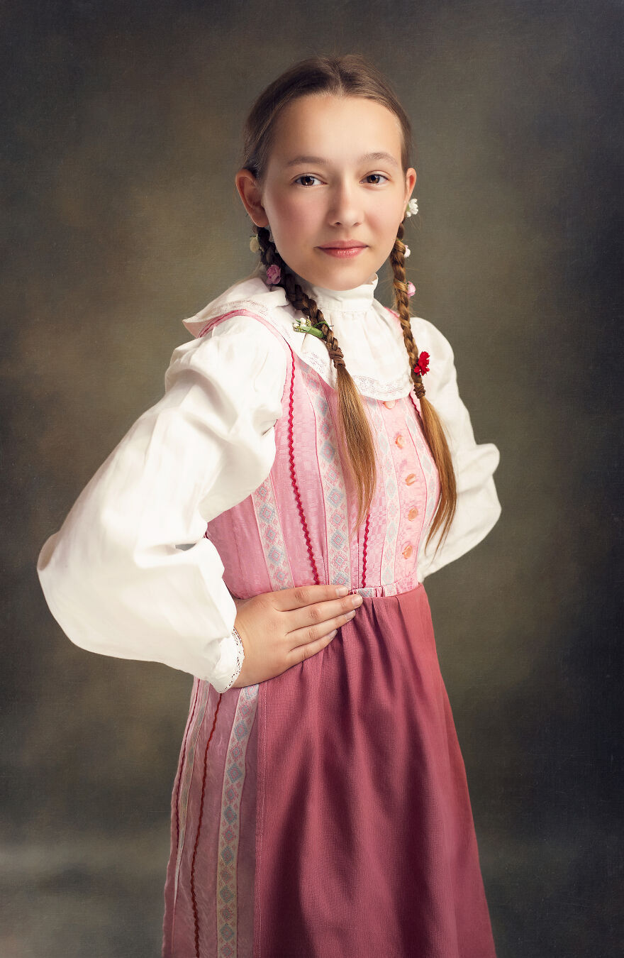 I Capture Beautiful Polish Folklore Costumes In A Painting-Like Style I Capture Beautiful Polish Folklore Costumes In A Painting-Like Style