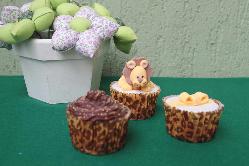 19 Y.O. Woman Allows Her Family To Live In A $3.3M House She Inherited, Later Decides To Sell It To Get Rid Of Them Because Of The Way They Abuse Her 19 Y.O. Woman Allows Her Family To Live In A $3.3M House She Inherited, Later Decides To Sell It To Get Rid Of Them Because Of The Way They Abuse Her