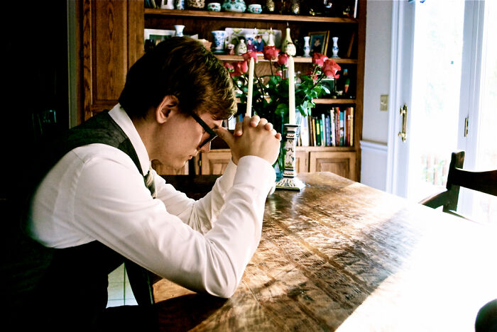 People Online Break Down 25 Subtle Signs That Someone Is Actually Really Intelligent