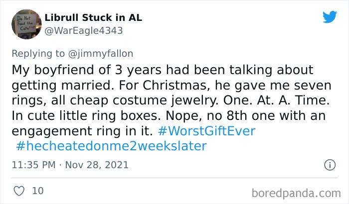 30 Of The Worst Gifts People Ever Received, As Shared For Jimmy Fallon’s Challenge 30 Of The Worst Gifts People Ever Received, As Shared For Jimmy Fallon’s Challenge