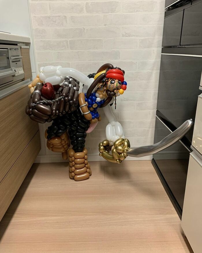 Balloon Art: This Artist Recreates Popular Characters In An Unusual Way (69 Pics) Balloon Art: This Artist Recreates Popular Characters In An Unusual Way (69 Pics)