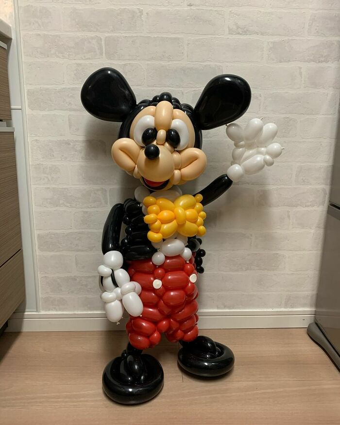 Balloon Art: This Artist Recreates Popular Characters In An Unusual Way (69 Pics) Balloon Art: This Artist Recreates Popular Characters In An Unusual Way (69 Pics)