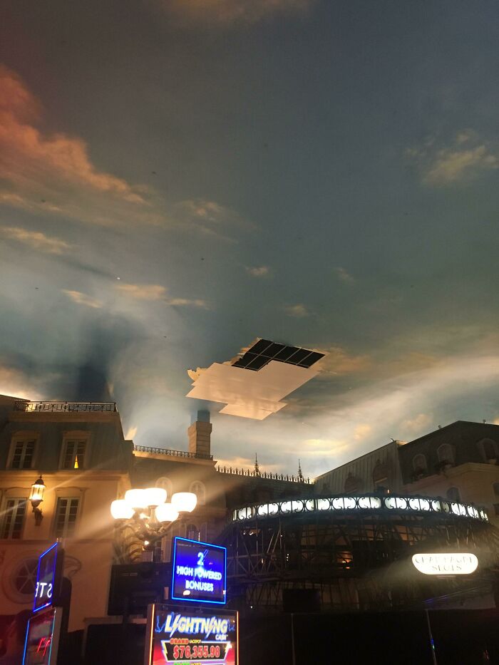 40 Surreal Photos That Will Make You Feel Uneasy For Unknown Reasons 40 Surreal Photos That Will Make You Feel Uneasy For Unknown Reasons