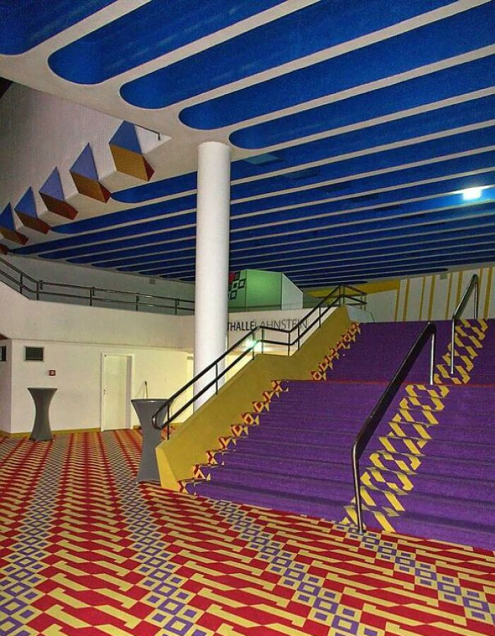 40 Surreal Photos That Will Make You Feel Uneasy For Unknown Reasons 40 Surreal Photos That Will Make You Feel Uneasy For Unknown Reasons