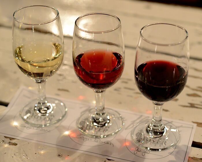 21 Mistakes And Traps To Avoid When Visiting These European Countries, Revealed By This TikTok Account 21 Mistakes And Traps To Avoid When Visiting These European Countries, Revealed By This TikTok Account