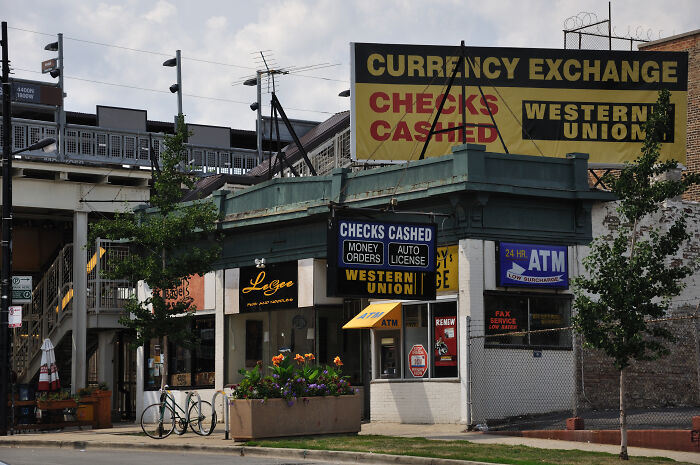 21 Mistakes And Traps To Avoid When Visiting These European Countries, Revealed By This TikTok Account 21 Mistakes And Traps To Avoid When Visiting These European Countries, Revealed By This TikTok Account