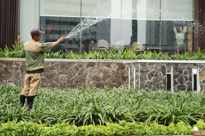 30 Folks In This Online Group Share How Their “Neighbors From Hell” Earned Their Name 30 Folks In This Online Group Share How Their “Neighbors From Hell” Earned Their Name