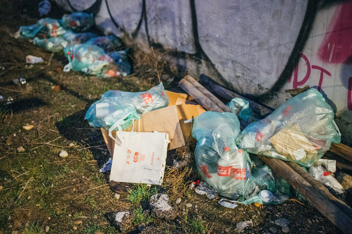 30 Folks In This Online Group Share How Their “Neighbors From Hell” Earned Their Name 30 Folks In This Online Group Share How Their “Neighbors From Hell” Earned Their Name