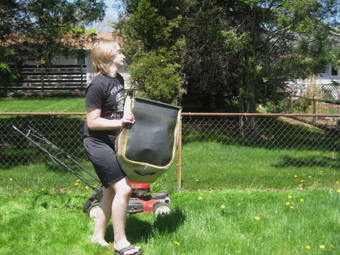 30 Folks In This Online Group Share How Their “Neighbors From Hell” Earned Their Name 30 Folks In This Online Group Share How Their “Neighbors From Hell” Earned Their Name