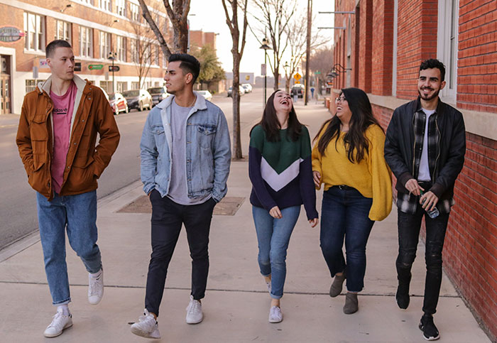 30 Heartwarming Stories About How People Met Their Partners After 30 30 Heartwarming Stories About How People Met Their Partners After 30