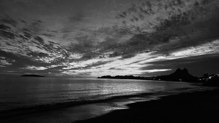 Hey Pandas, Post Your Favorite Black And White Pics (Closed)