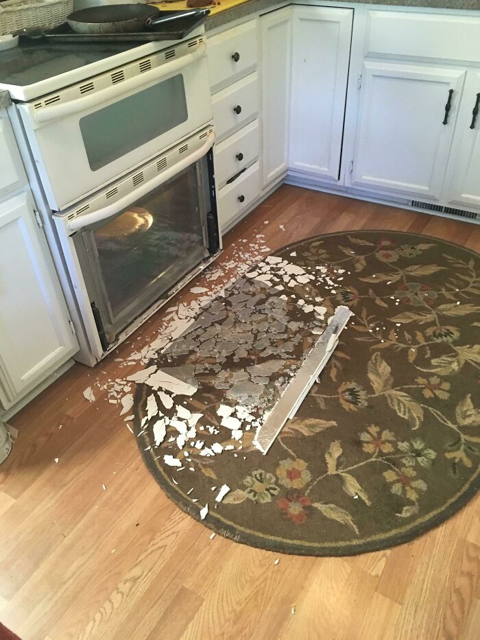 50 Times People Had A Terrible Time During Thanksgiving And Posted These Pics Online To Get Some Sympathy